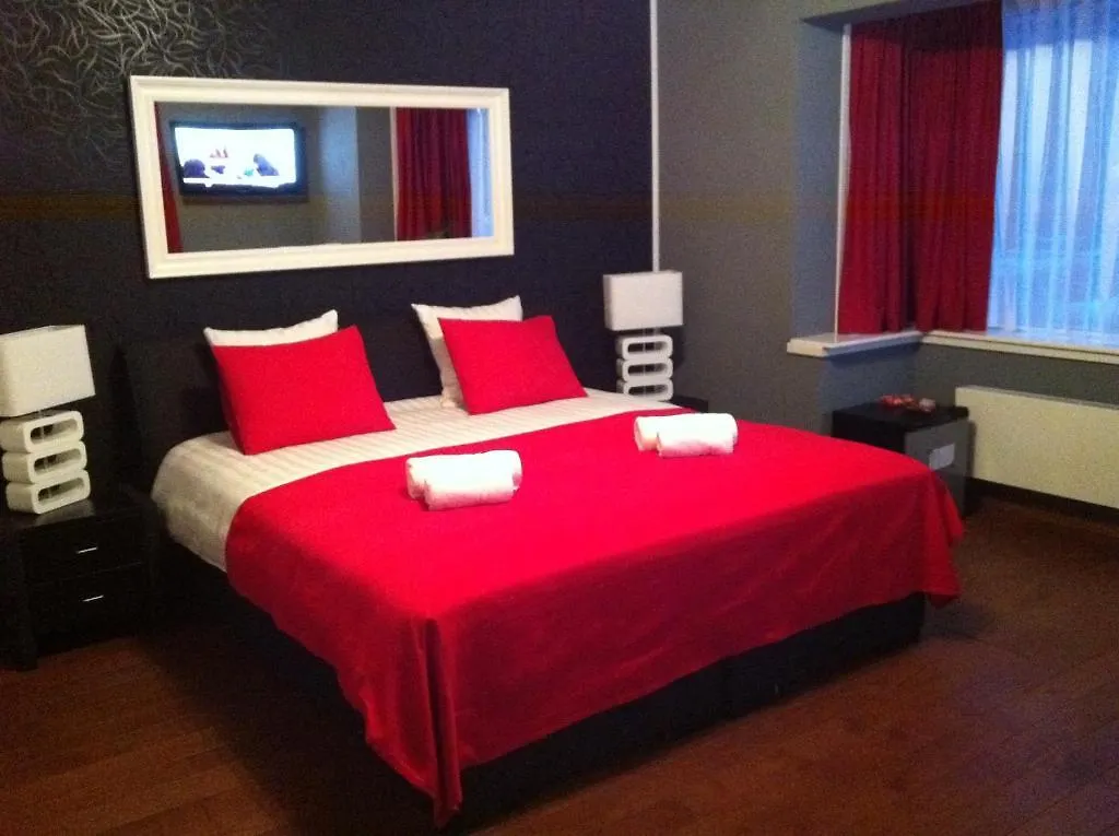 Maison d'hôtes Alex Rooms Zwanenburg